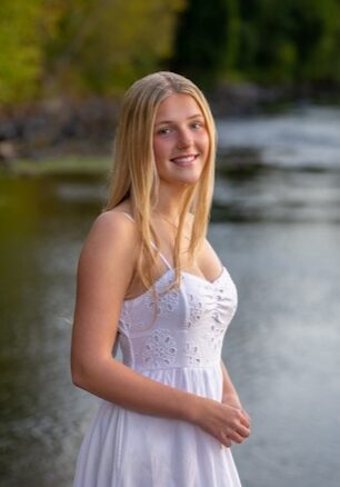 26-27 Scholarship Award Winner Headshots - Emily B.