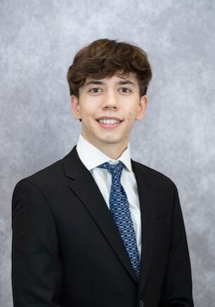 26-27 Scholarship Award Winner Headshots - Eric P.